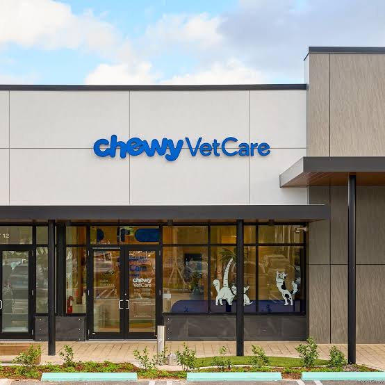 Chewy Accelerates Veterinary Healthcare Expansion Through Modern Animal Acquisition 2 images 1 8